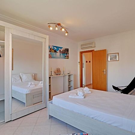 Armacao De Pera Central By Homing Exteriér fotografie